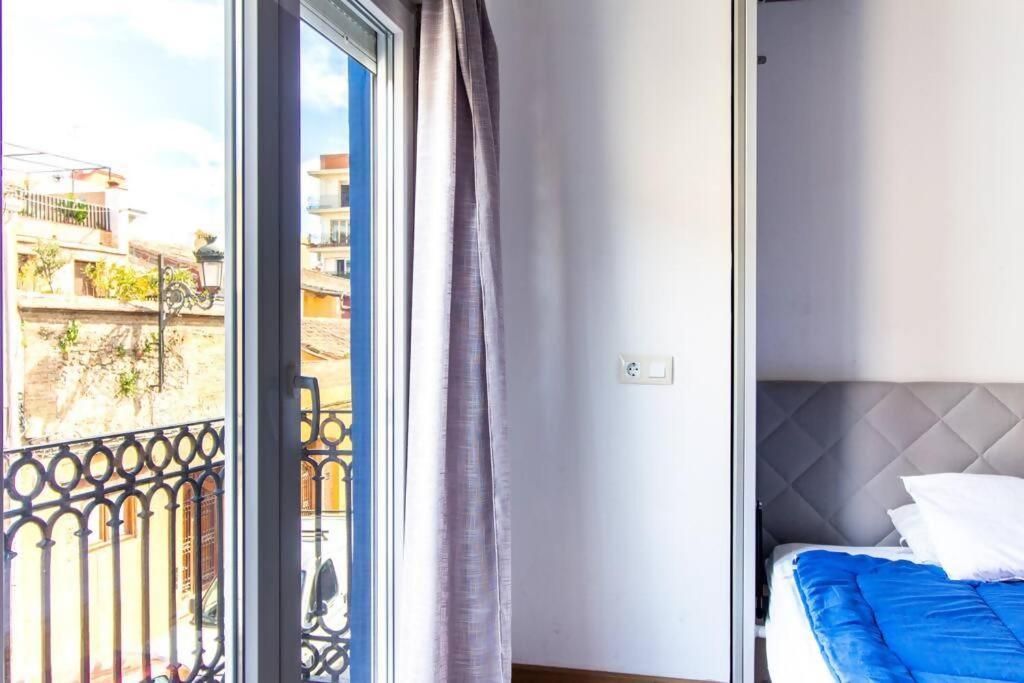 Apartamento Con Terraza Privada Cerca De La Playa บาเลนเซีย ภายนอก รูปภาพ